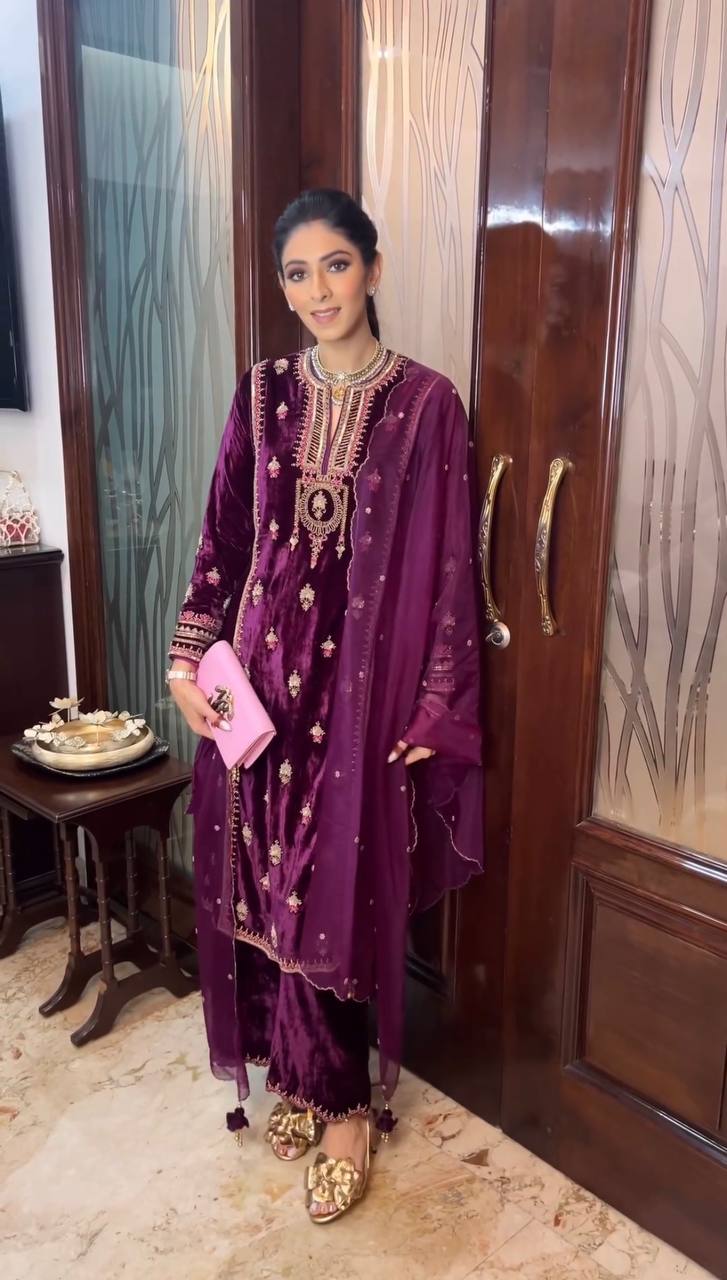 "Winter Wedding Velvet Cording Sequin Embroidery Suit with Dupatta – Elegant and Stylish"