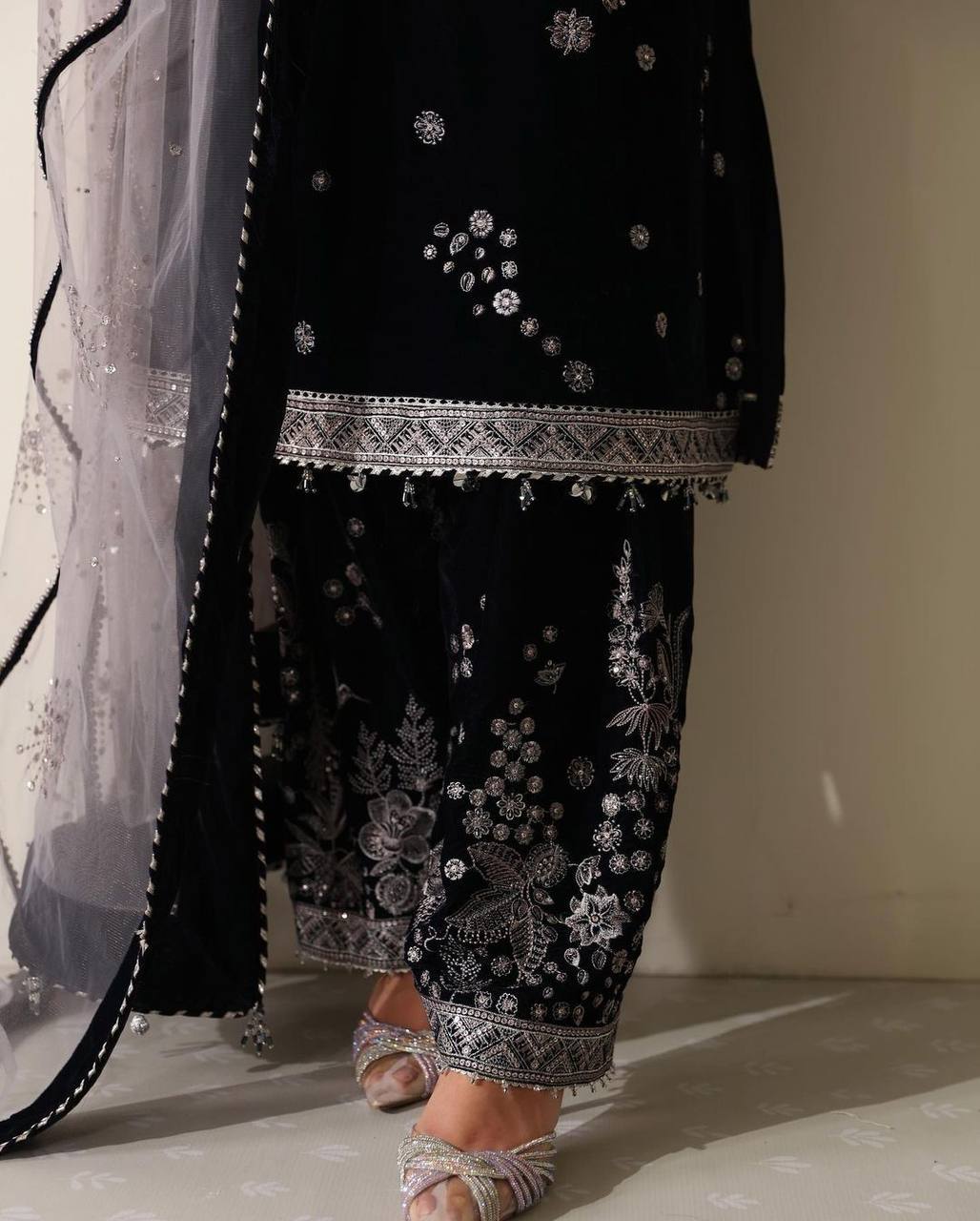 Elegant Winter Velvet Suit with Sequence Embroidery & Stylish Net Dupatta