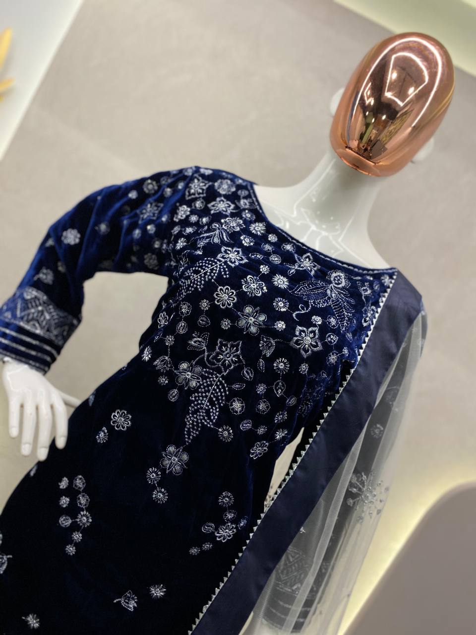 Elegant Winter Velvet Suit with Sequence Embroidery & Stylish Net Dupatta