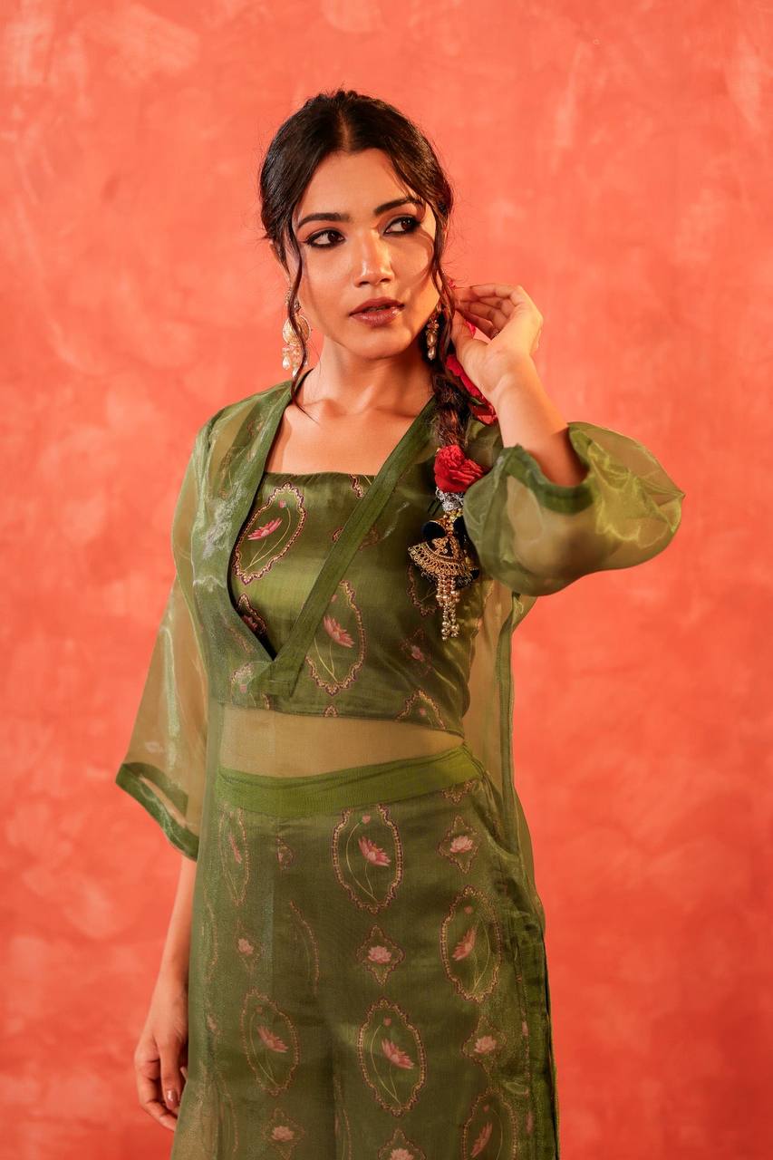 Exquisite Mehndi Green Embroidered Kurti & Palazzo Set