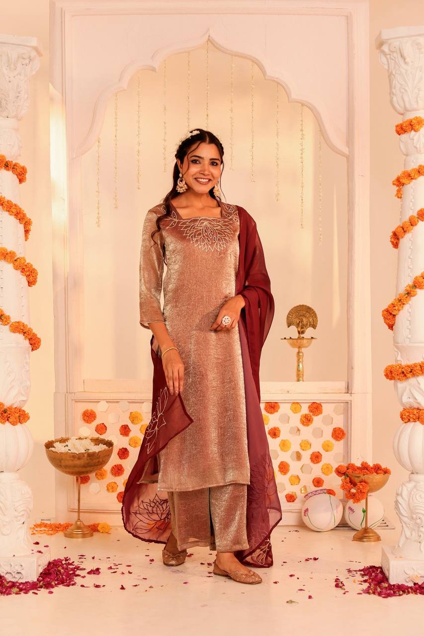 Rose Gold Utsav Kurta Set with Hand Embroidered Elegance