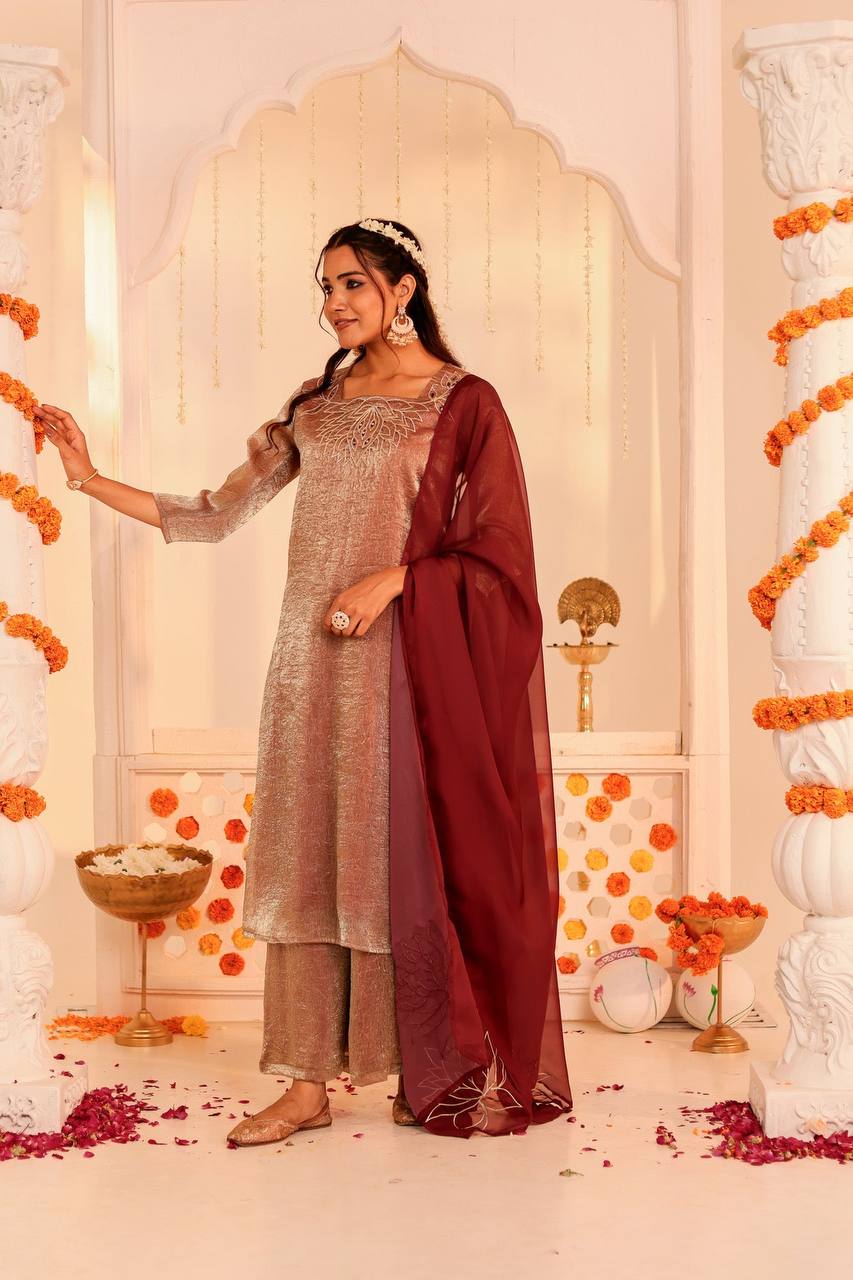 Rose Gold Utsav Kurta Set with Hand Embroidered Elegance