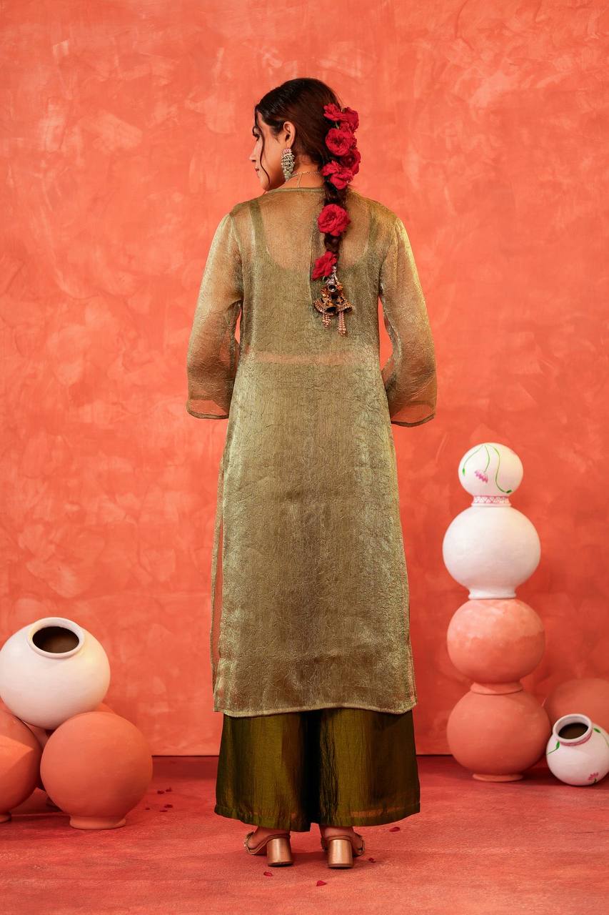 Chic and Comfortable: Embroidered Double-Layer Mehndi Tunic