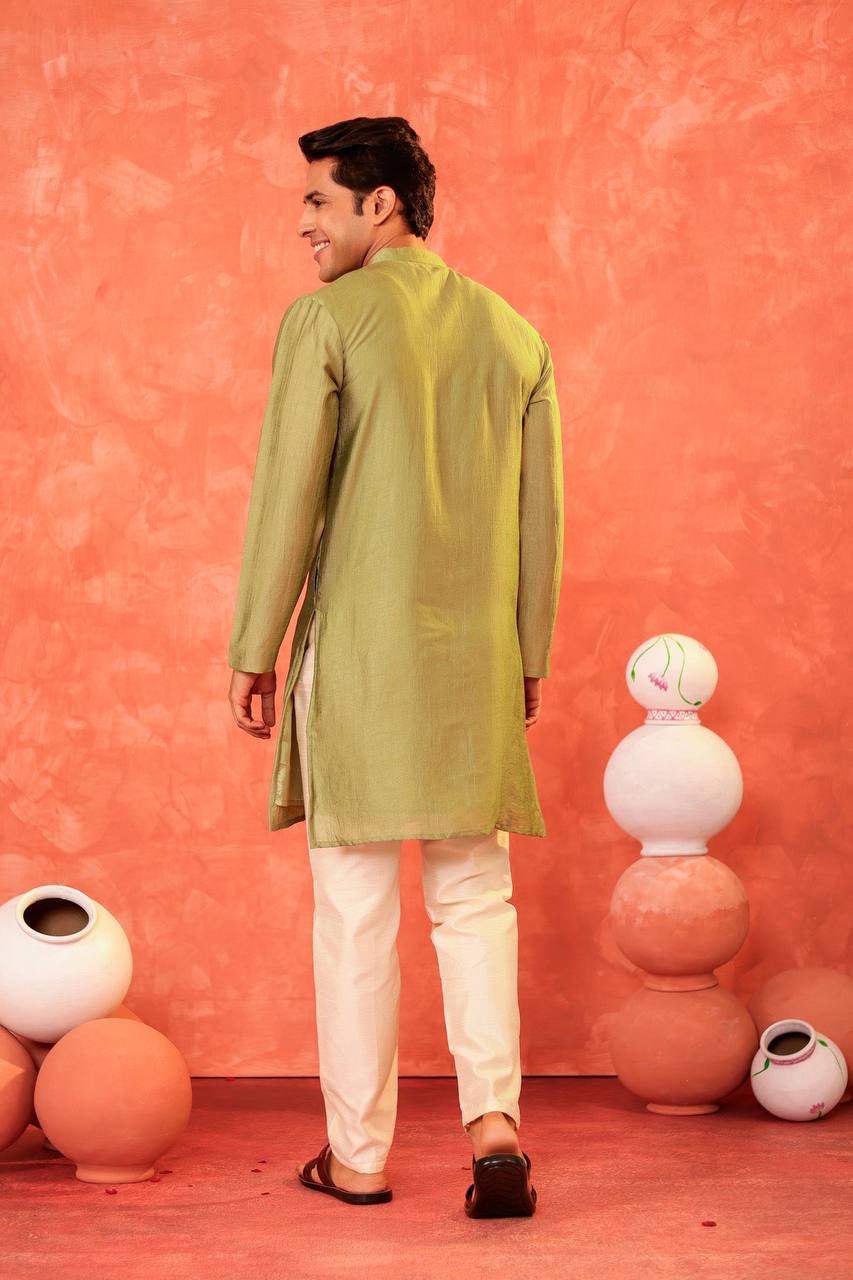 Stylish Men's Green Kurta Set for Special Occasions Festive Green Kurta Pajama: Mirror Work Sophistication Traditional Elegance: Green Silk Blend Kurta Pajama for Men