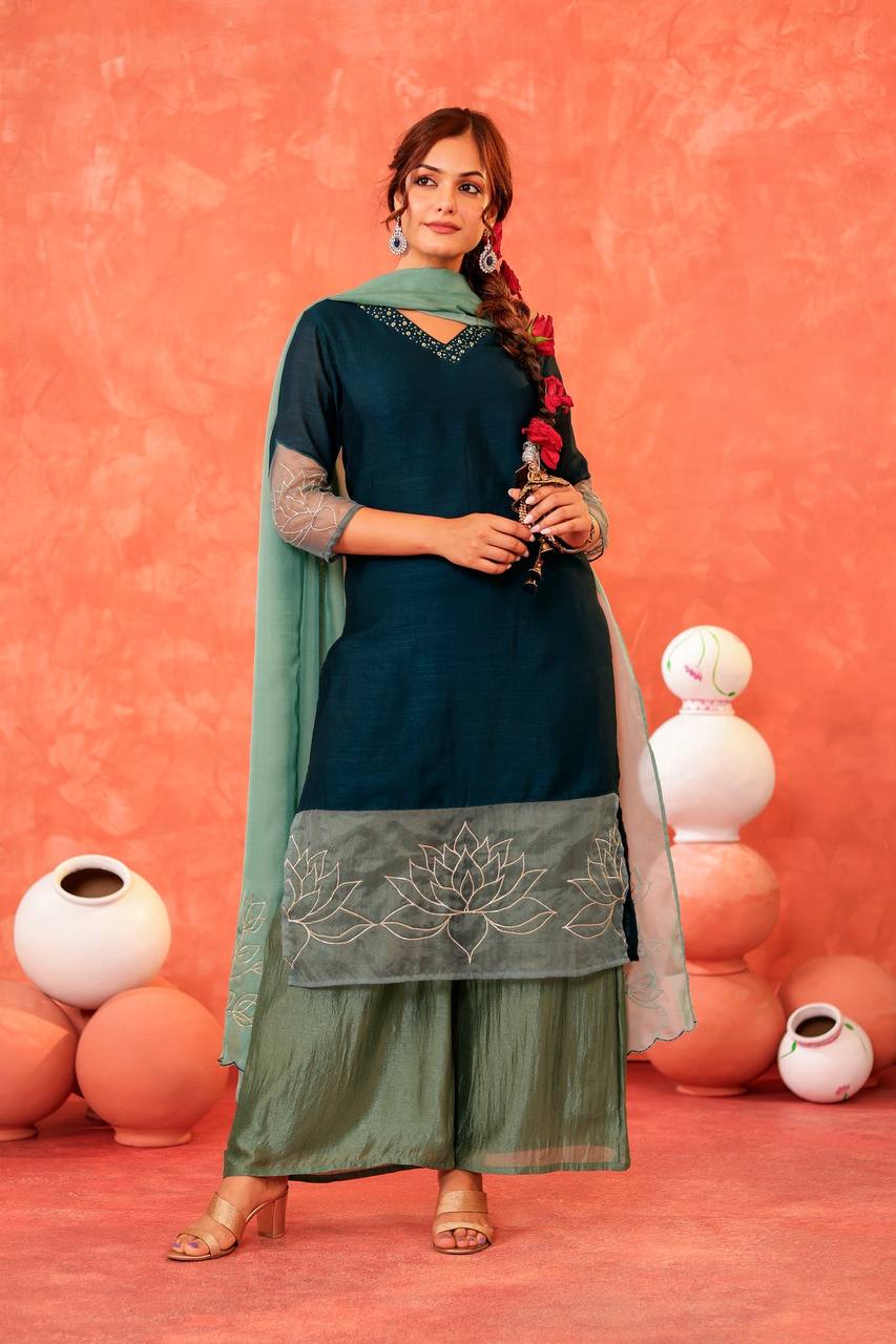 Elegant Deep blue Kurta Palazzo Set with Dupatta Floral Embroidered Green Kurta Set for Festive Elegance Jewel-Toned Green Palazzo Set with Embroidery