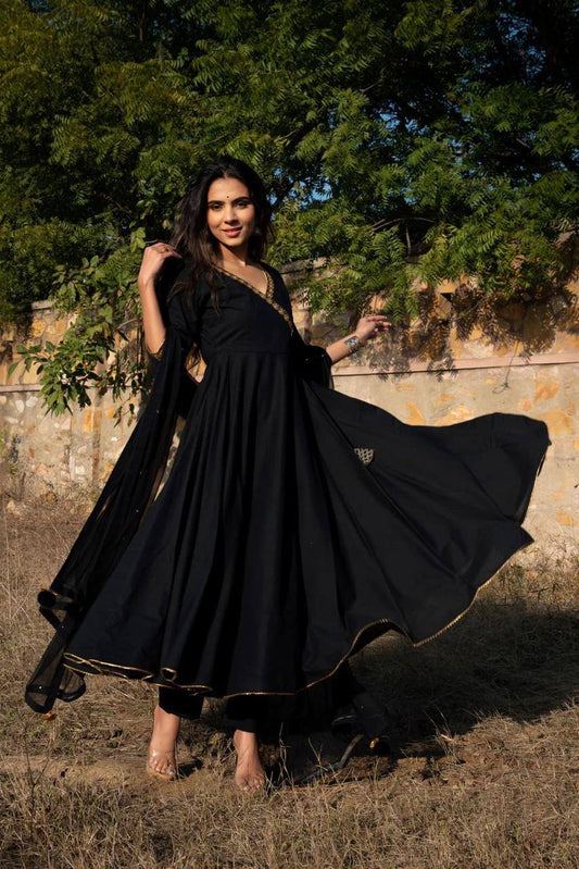 Timeless Elegance – Black Georgette Maxi Gown with Lace Detail