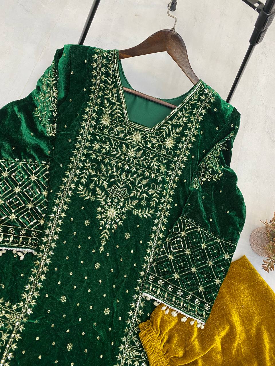 Bollywood Winter Velvet Suit with Embroidery and Lace Detailing